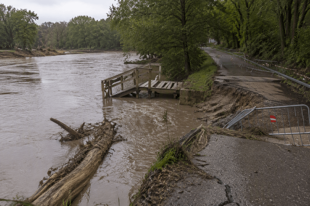 Flooding Raises Risks Beyond Waterborne Infection